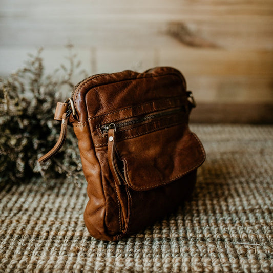 Lake Leather - Dunally - Unisex Leather Crossbody Bag