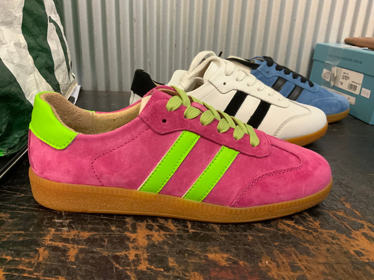 Via Nova - Faith - Women's Leather and Suede Sneaker