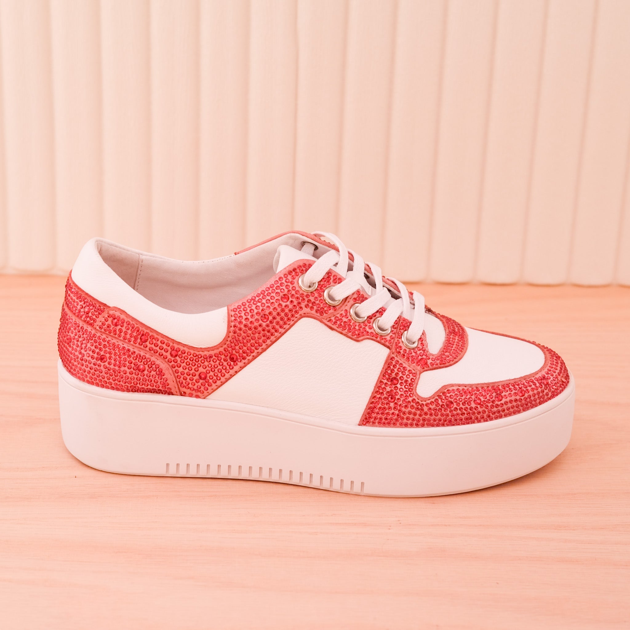 Django & Juliette - Wonah - Women’s Chunky Sole Sneaker