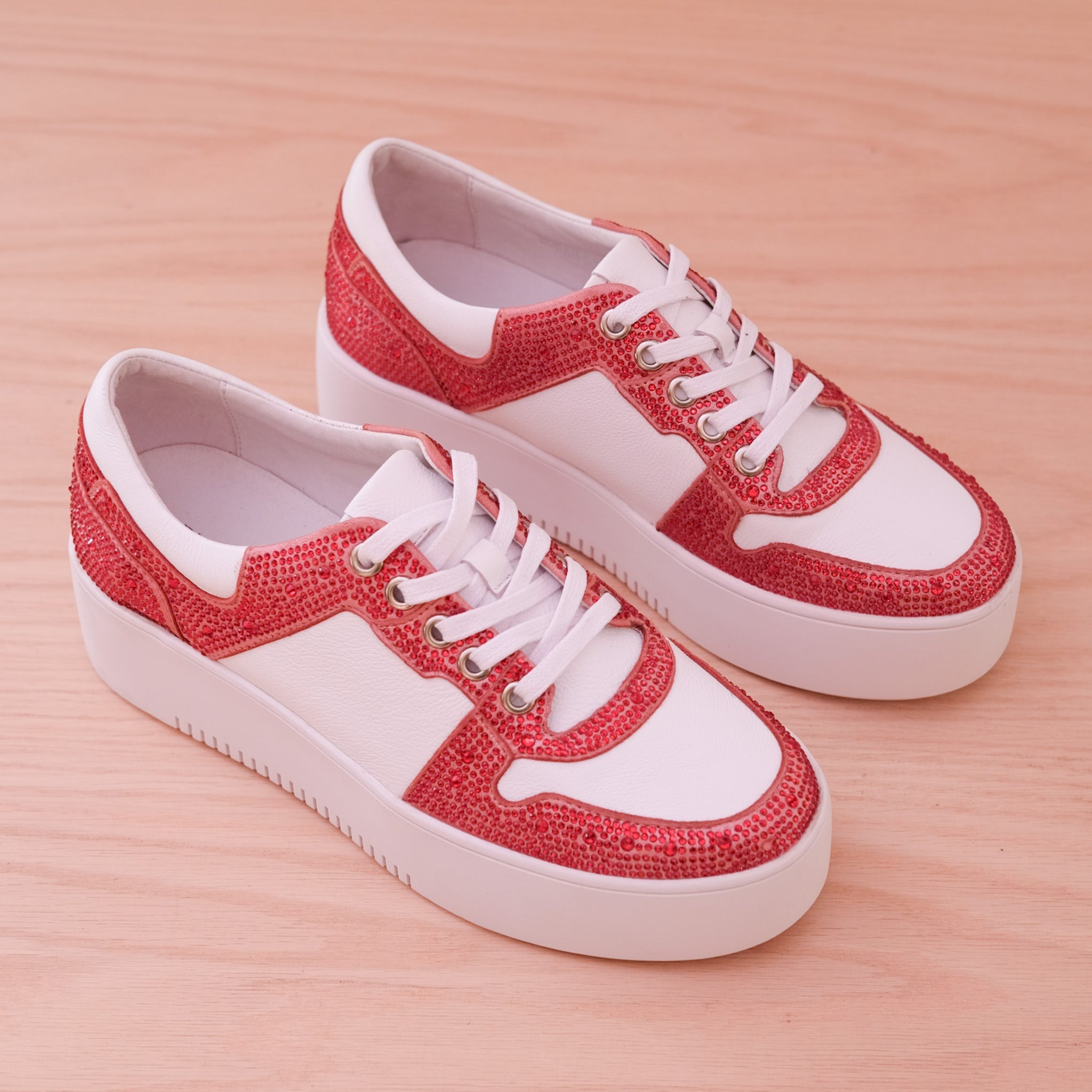 Django & Juliette - Wonah - Women’s Chunky Sole Sneaker