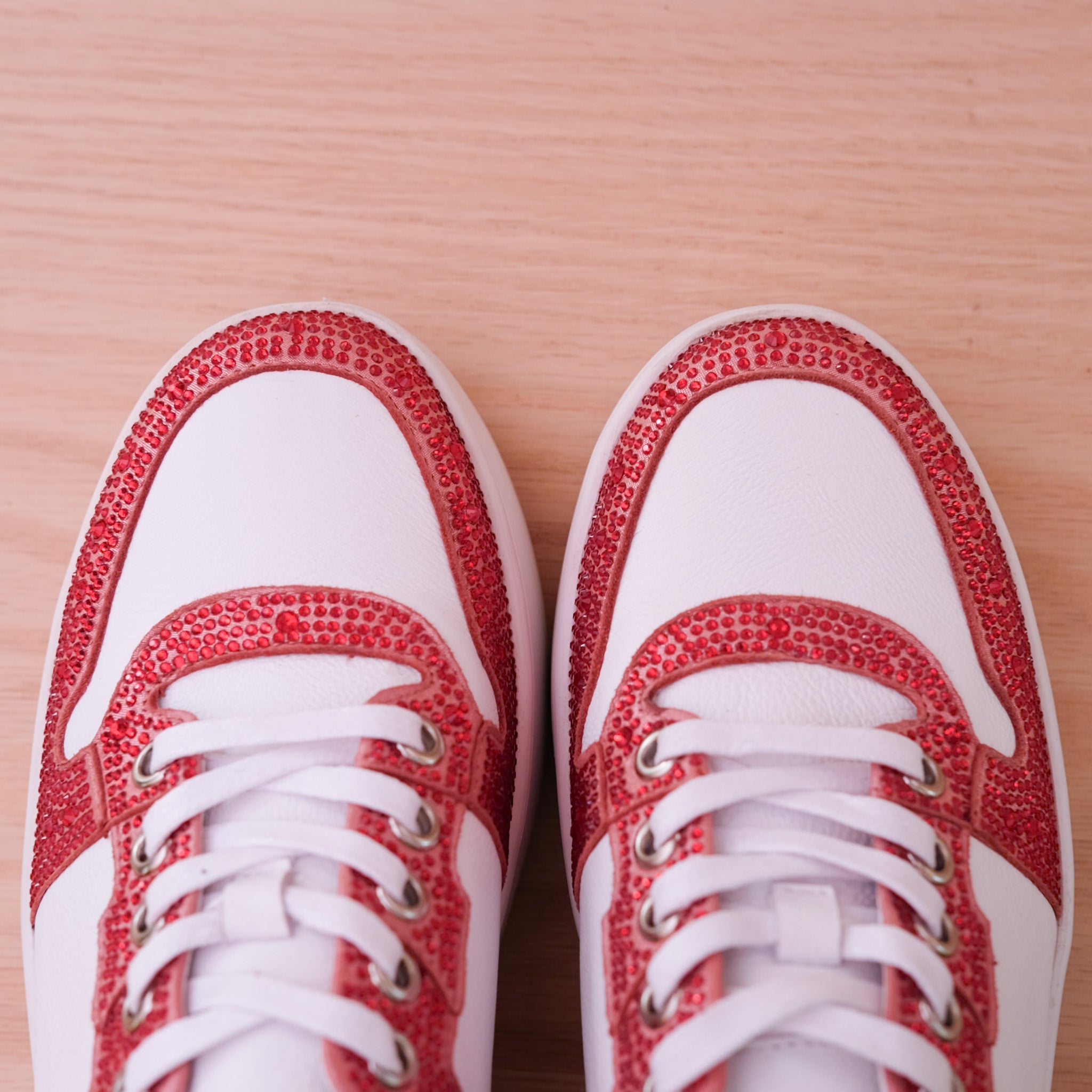 Django & Juliette - Wonah - Women’s Chunky Sole Sneaker