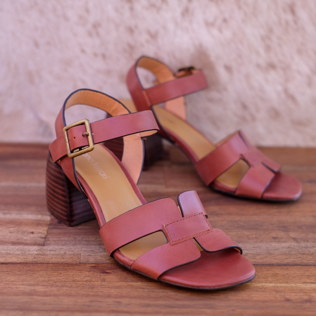 Diana Ferrari - Belson - Women’s Walnut Leather Sandal