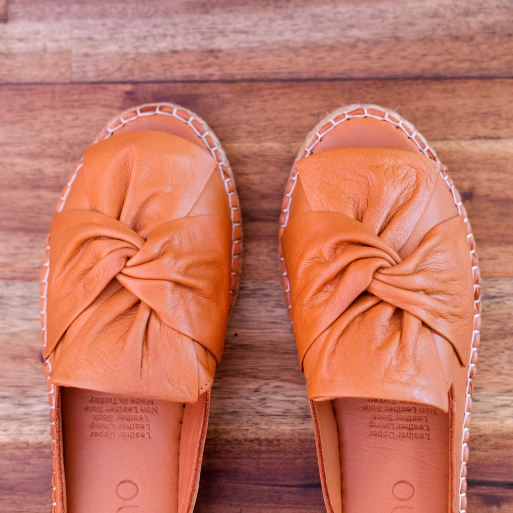 Bueno - Kalmia - Women’s Leather Slide Sandal