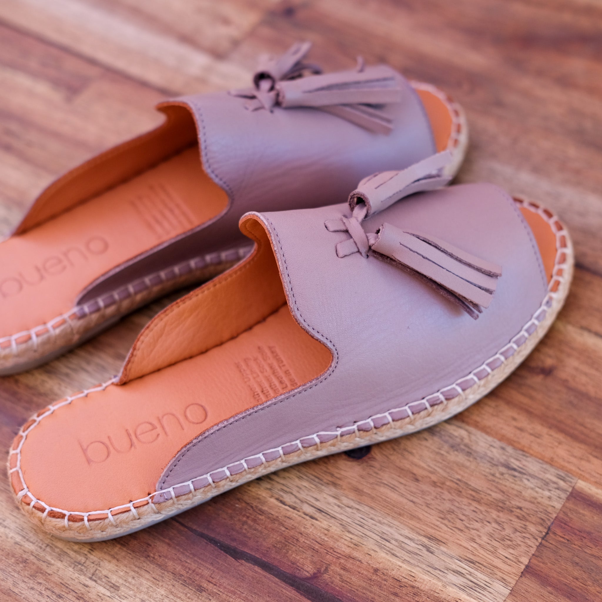 Bueno - Keilor - Women’s Dark Stone Slides