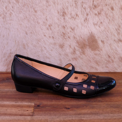 Django & Juliette - Exxot - Women's Mary-Jane Flat Dress Shoe
