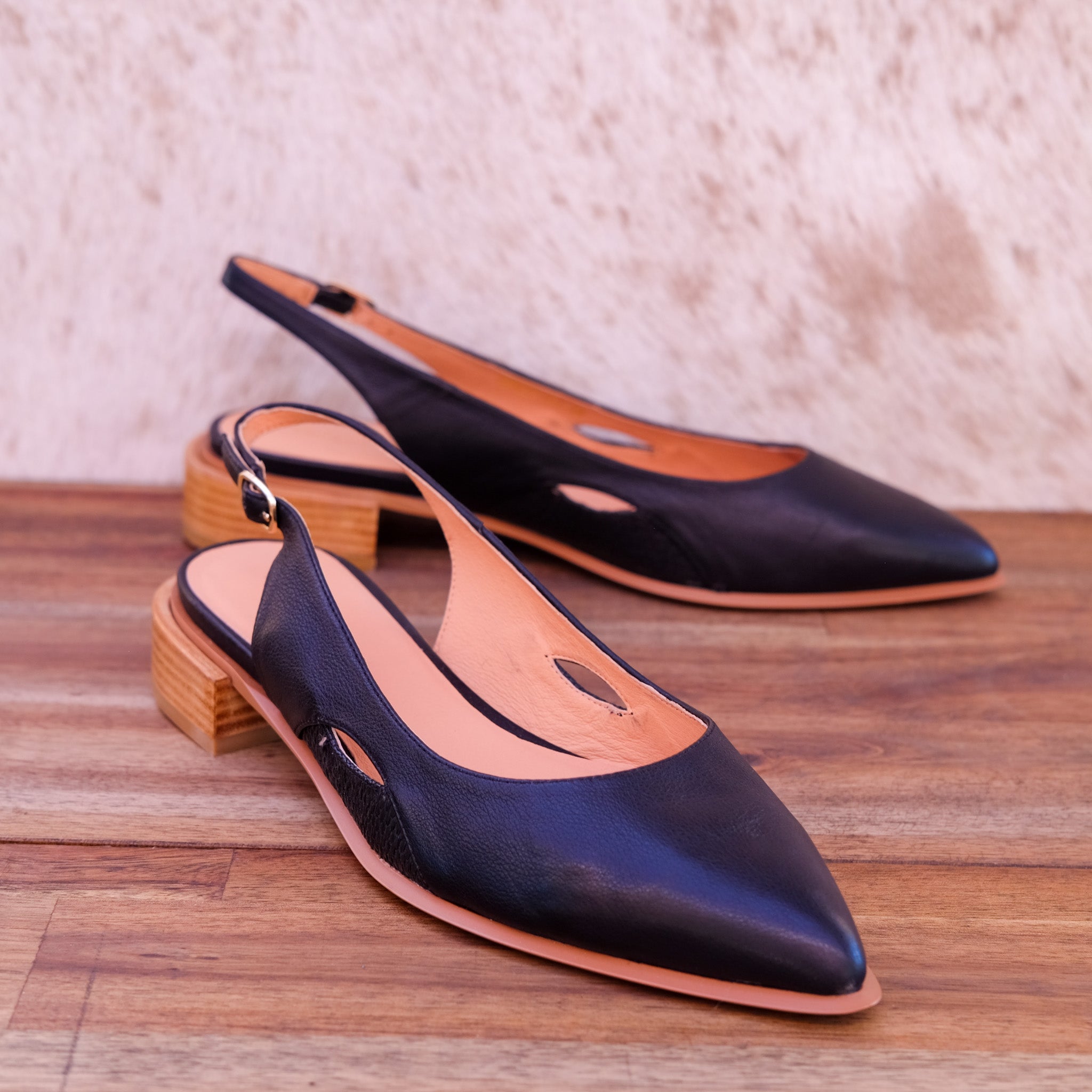 Django & Juliette - Equip - Women’s Dressy Flat Slingback