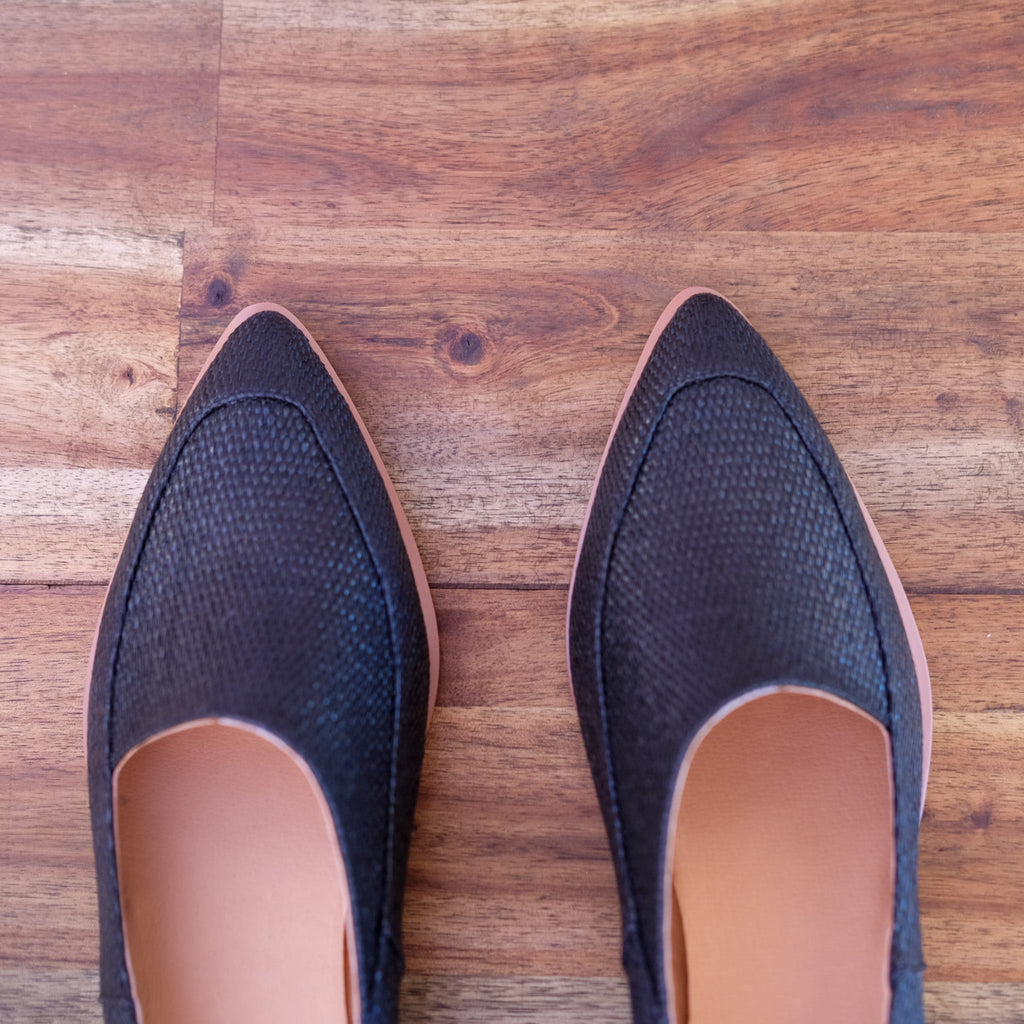 Django & Juliette - Elizas - Women’s Asymmetric Raffia Loafer