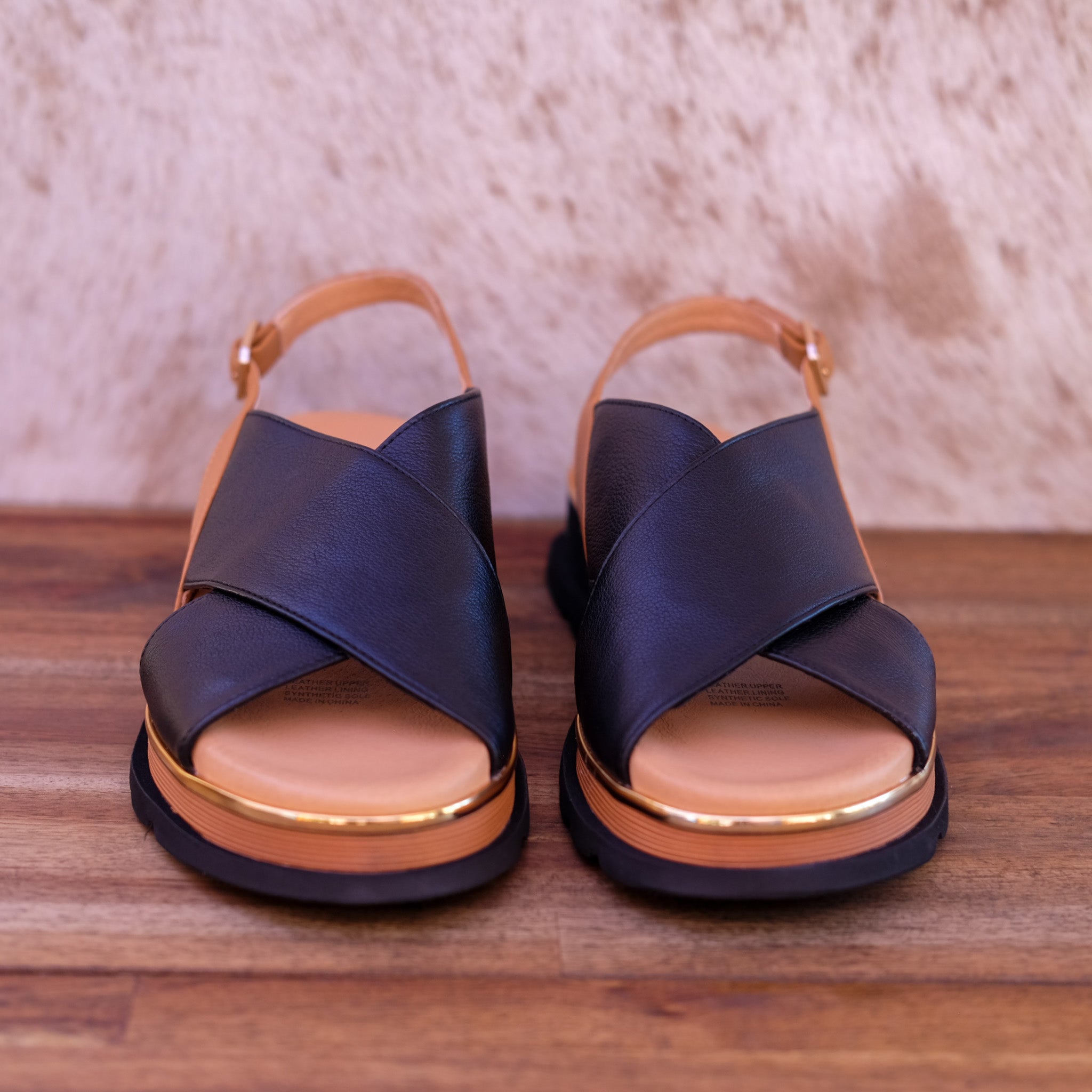 Django & Juliette - Crissys - Women’s Chunky Two-Tone Sandal