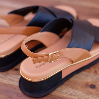 Django & Juliette - Crissys - Women’s Chunky Two-Tone Sandal