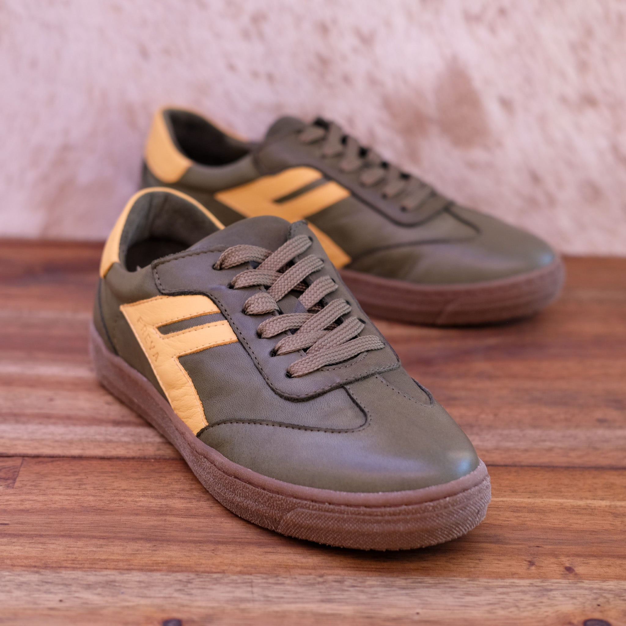 Rilassare - Rio - Women’s Leather Sneaker