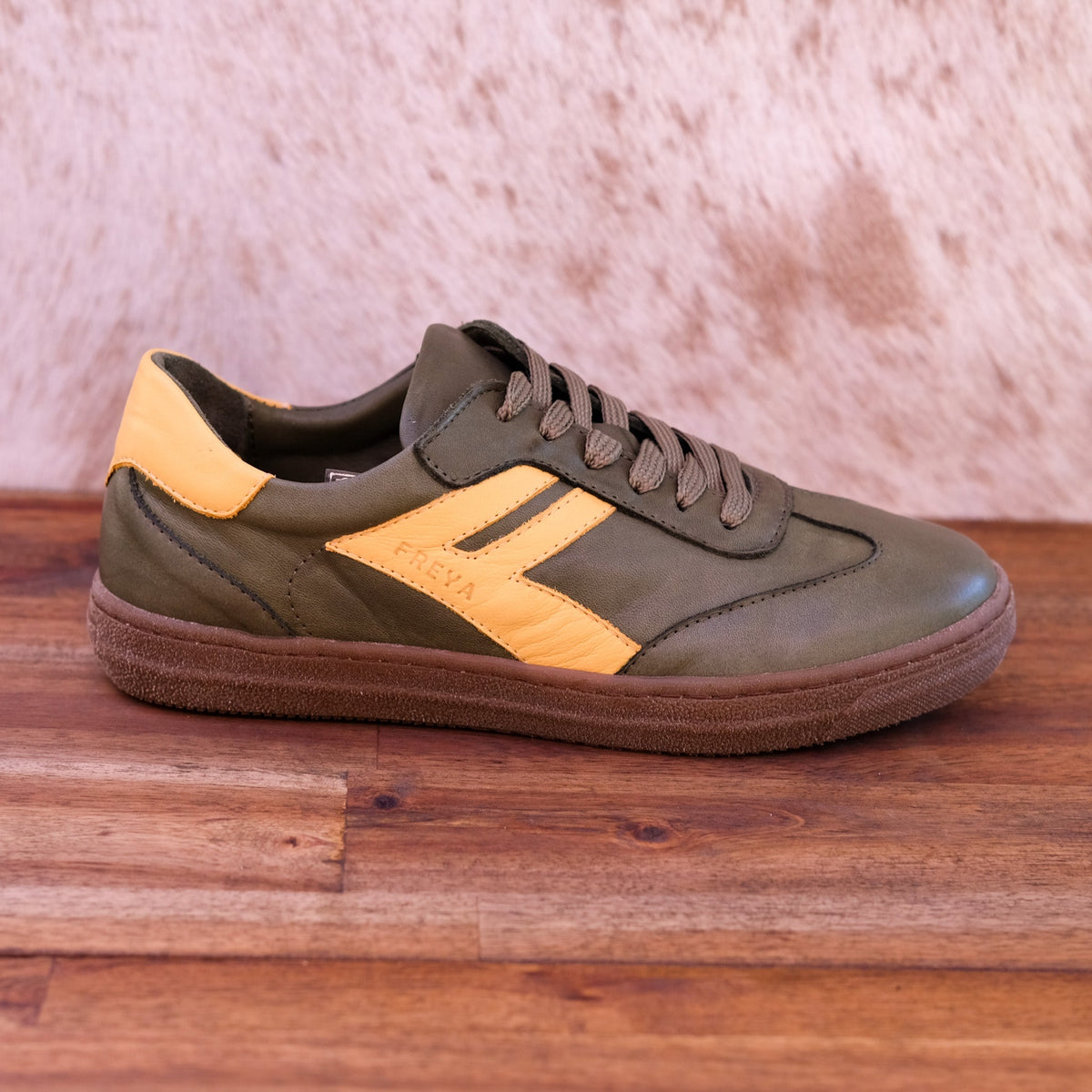Rilassare - Rio - Women’s Leather Sneaker