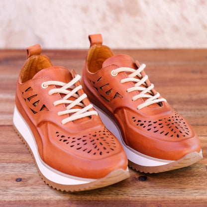 Via Nova - Ezra - Women’s Leather Laser Cut Sneaker