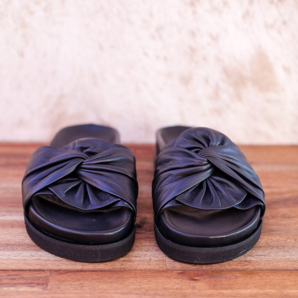 Rilassare - Tubist - Women’s Leather Slide