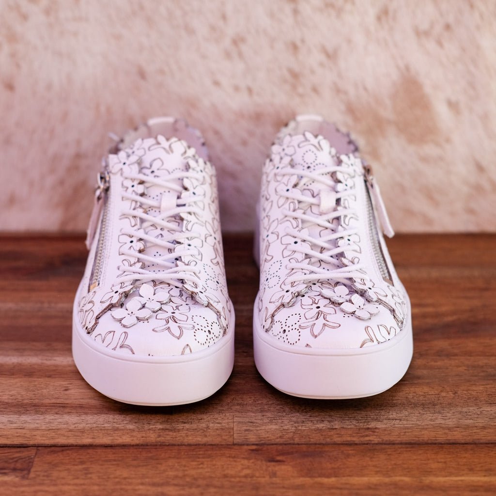 Django & Juliette - Leere - Women’s Appliqué Leather Sneaker