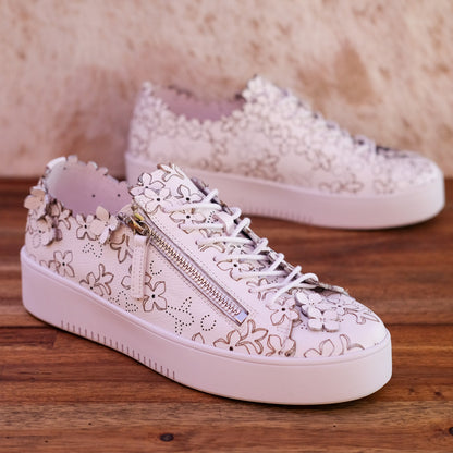 Django & Juliette - Leere - Women’s Appliqué Leather Sneaker