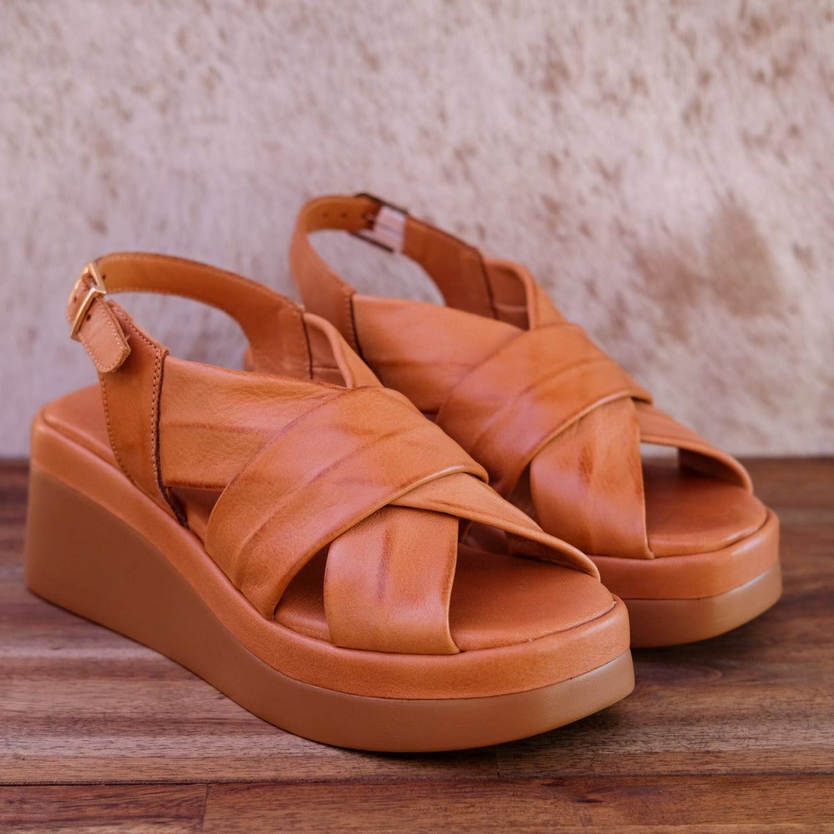 Via Nova - Elk - Women’s Leather Sling Back Wedge