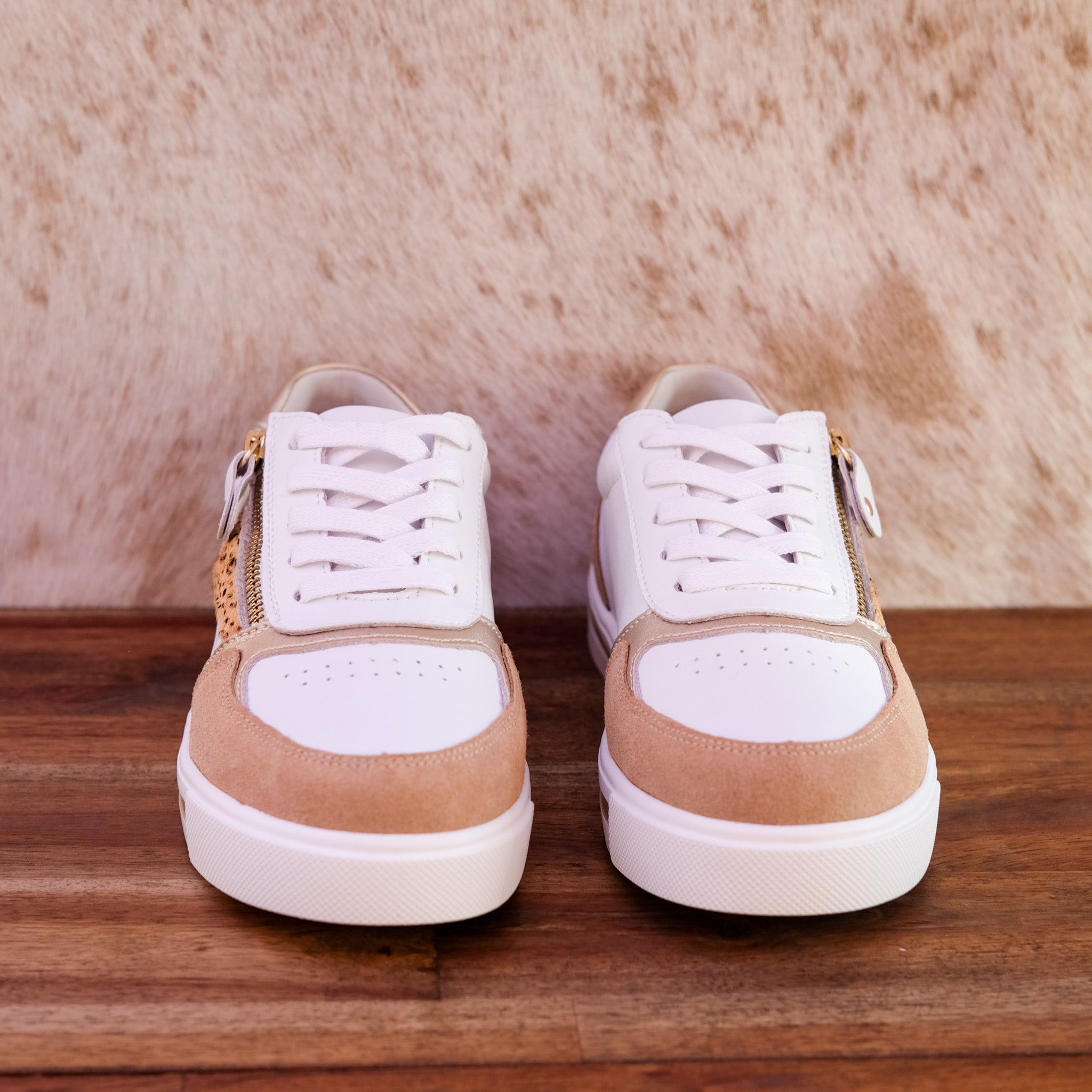 Bay Lane - Noosa - Women’s Leather and Suede Sneaker