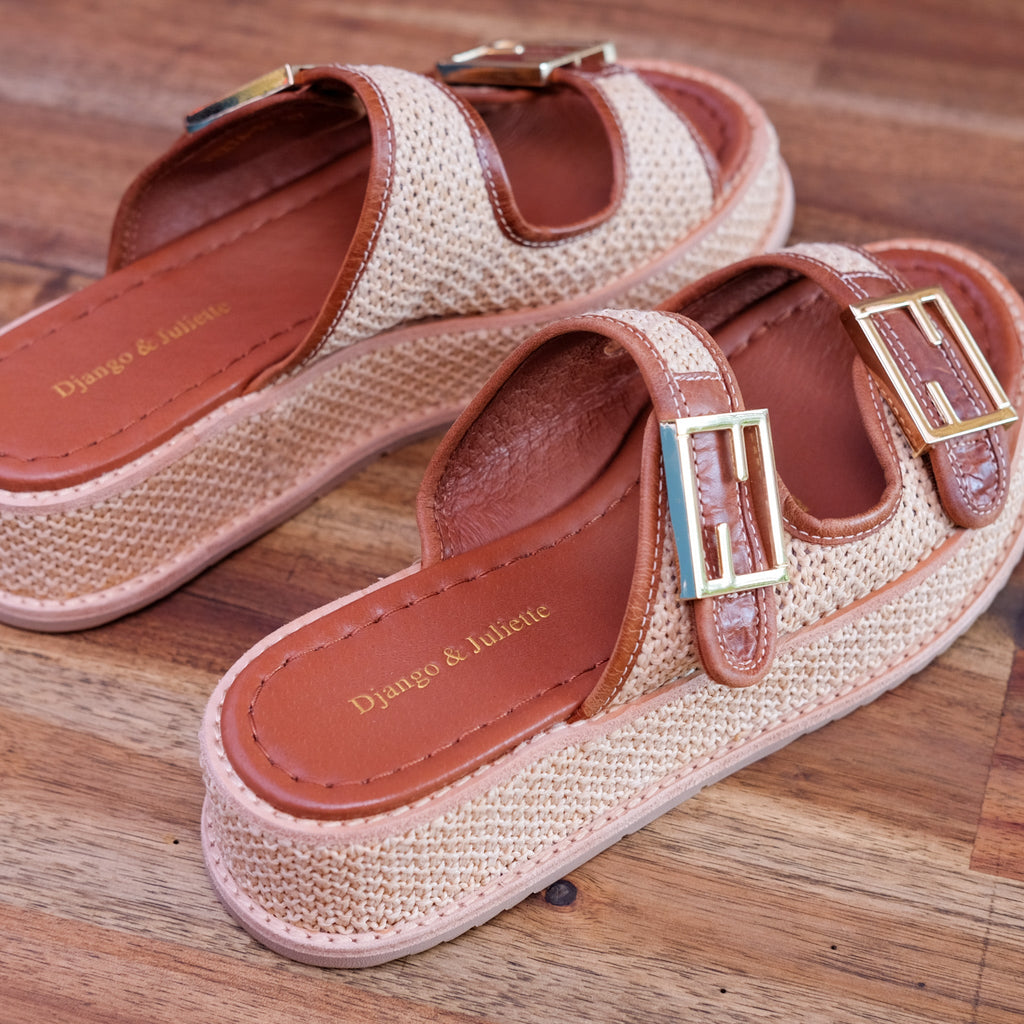 Django & Juliette - Vexta - Women’s Choc Woven Leather Slide