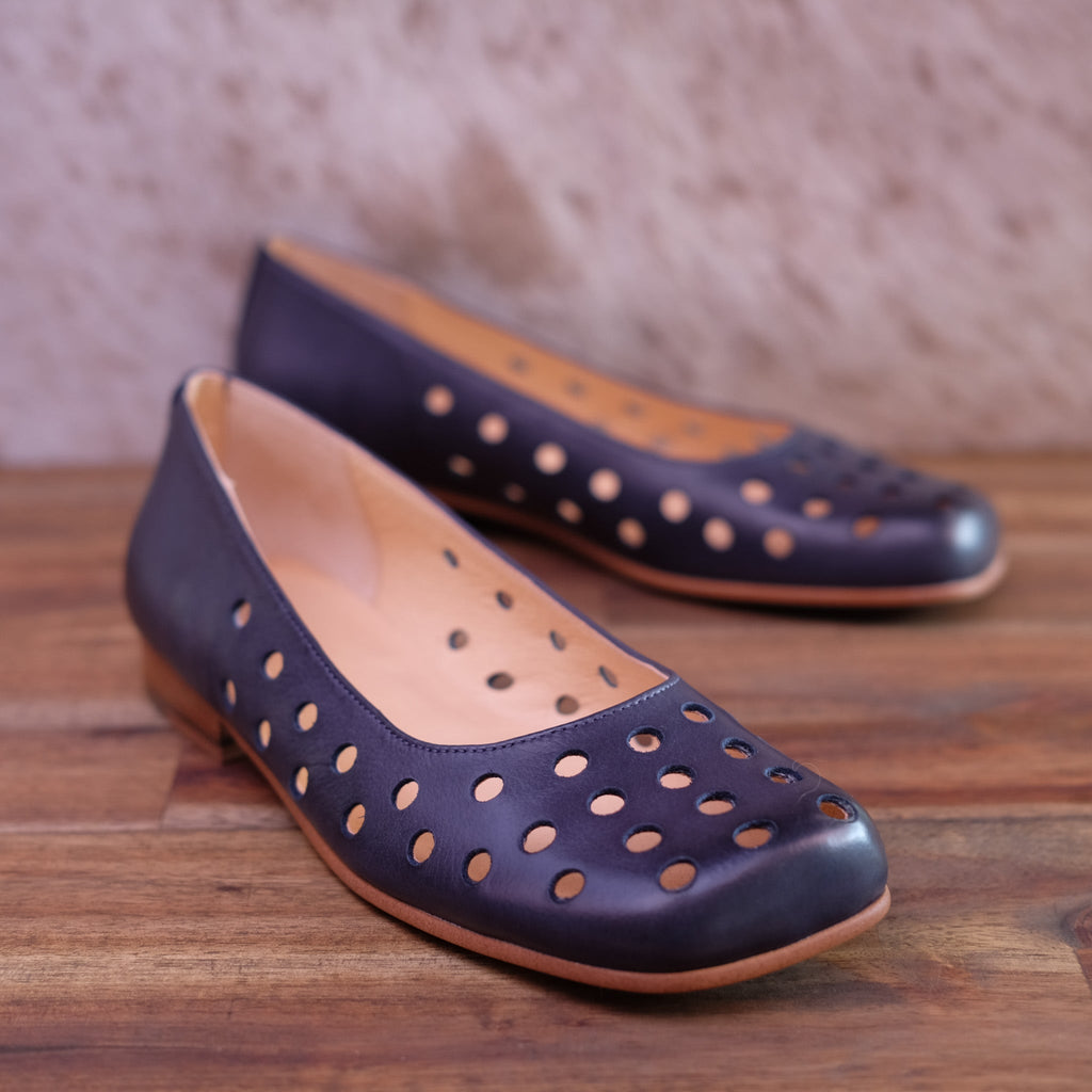 Django and Juliette - Gibons - Women's Navy Ballet Flat Shoes