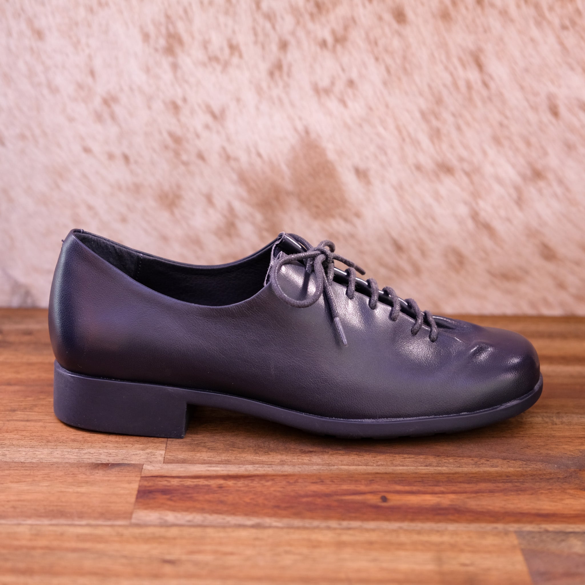 Django & Juliette - Imus - Women’s Leather Dress Shoe
