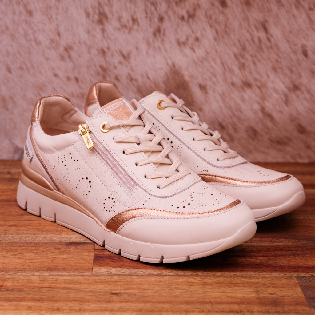 Pikolinos - Cantabria - Women’s Punched Leather Sneaker