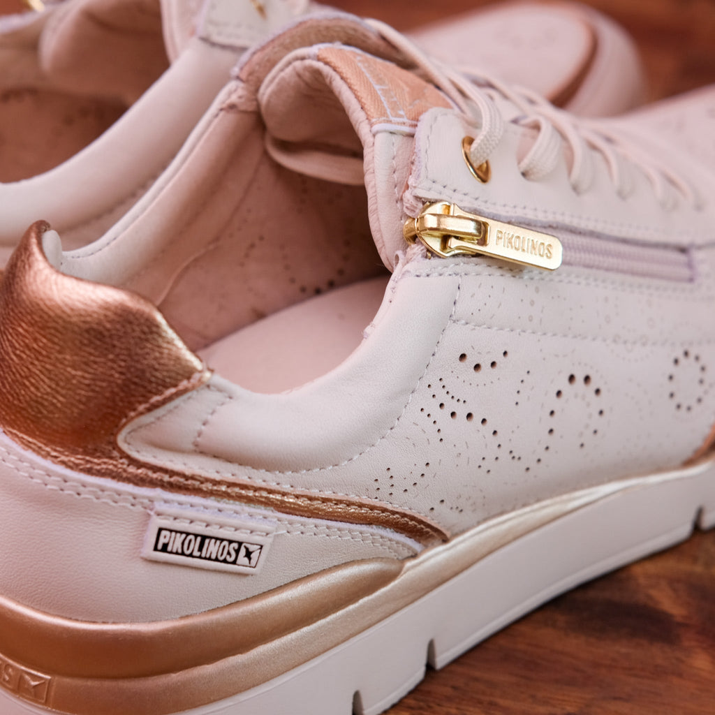 Pikolinos - Cantabria - Women’s Punched Leather Sneaker