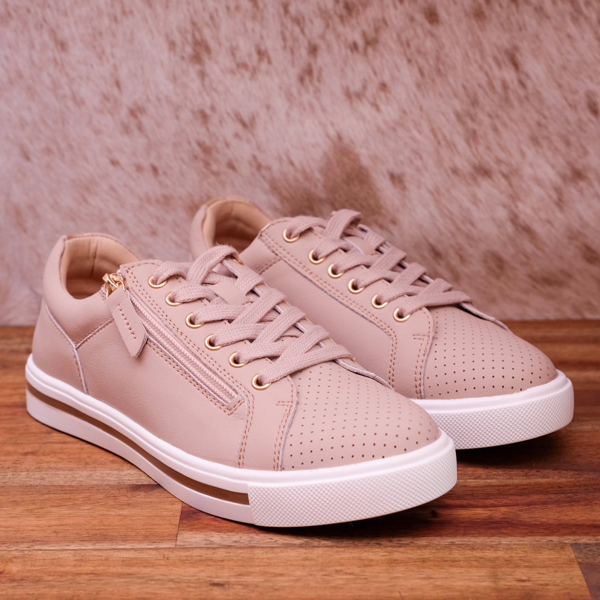 Bay Lane - Kiki - Women’s Leather Sneaker