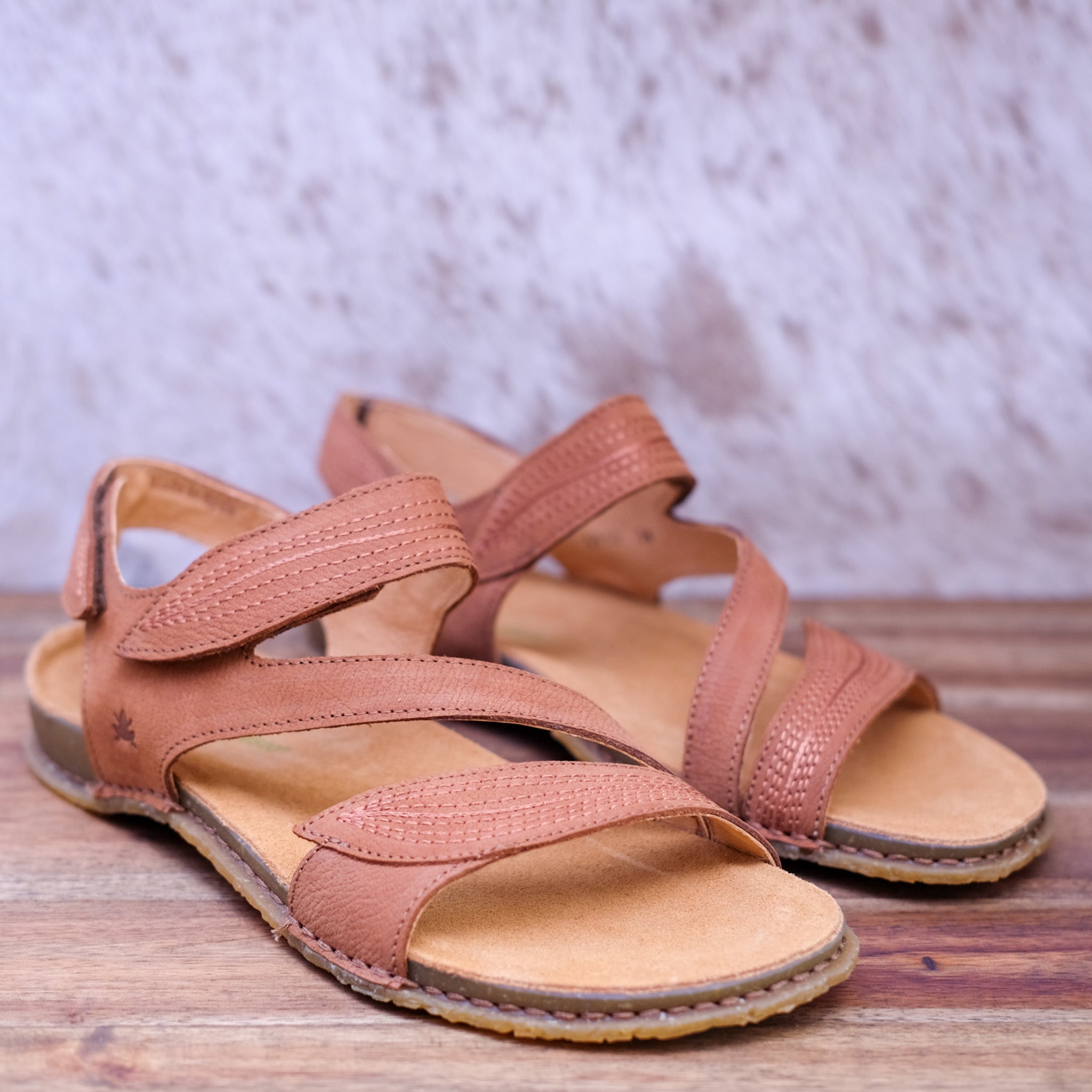 El Naturalista - Panglao - Women's Spanish Leather Sandal