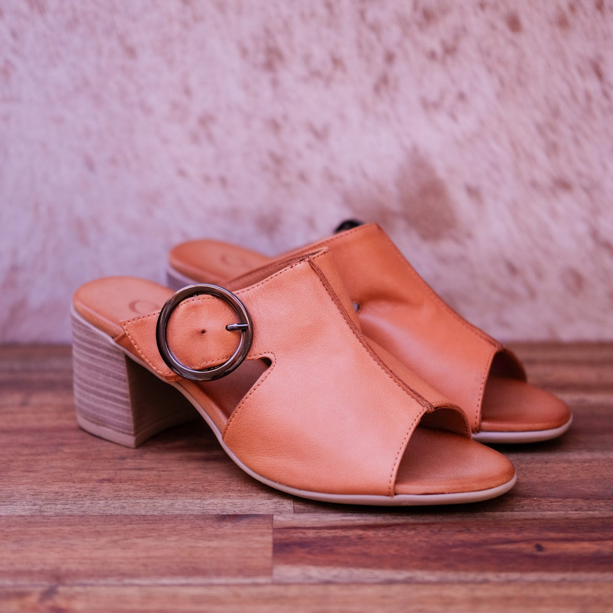 Cabello - Eliska - Women’s Leather Heel