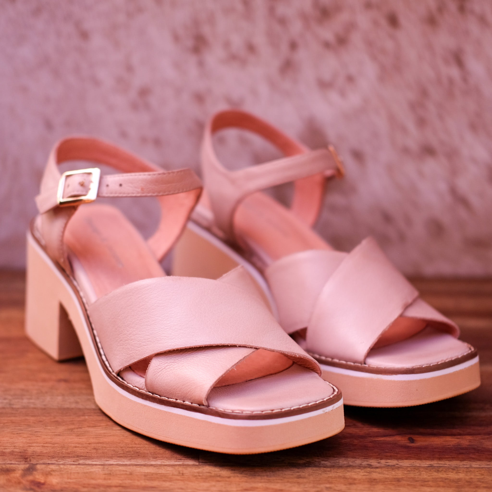 Django & Juliette - Jemi - Women’s Chunky Vintage Sandal