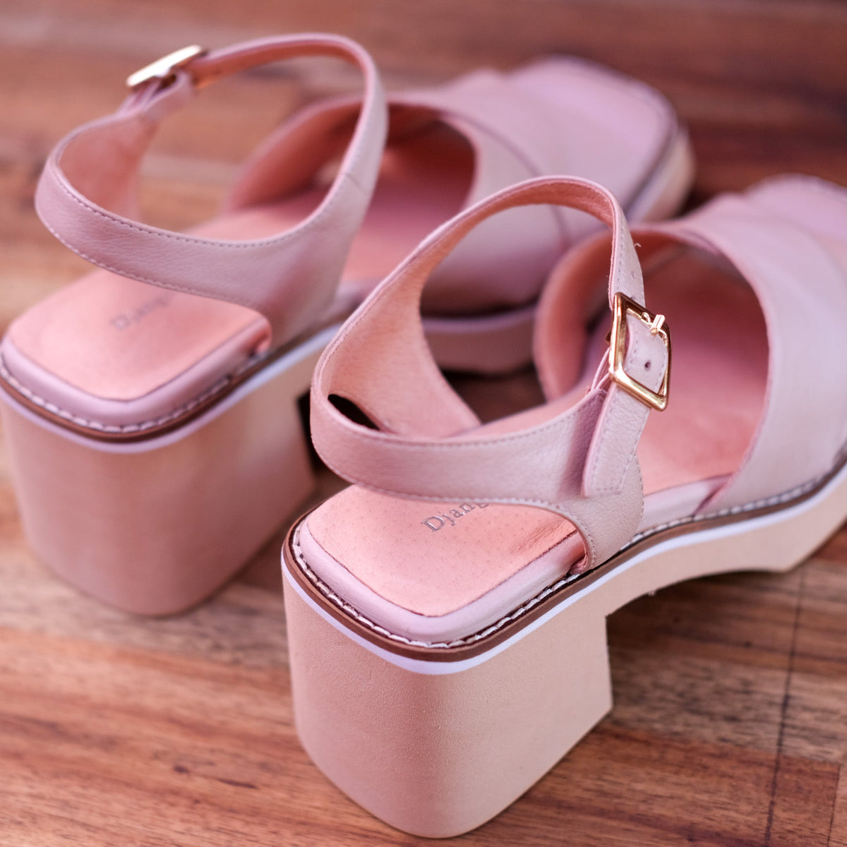 Django & Juliette - Jemi - Women’s Chunky Vintage Sandal