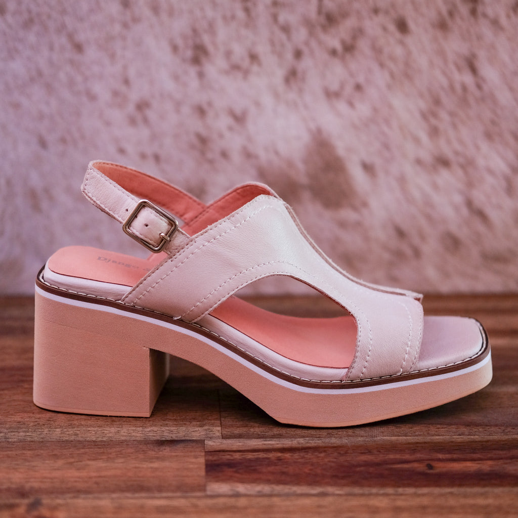 Django & Juliette - Jooper - Women’s Chunky Sandal