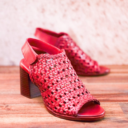 Via Nova - Krunch - Women’s Leather Sling Back Heel