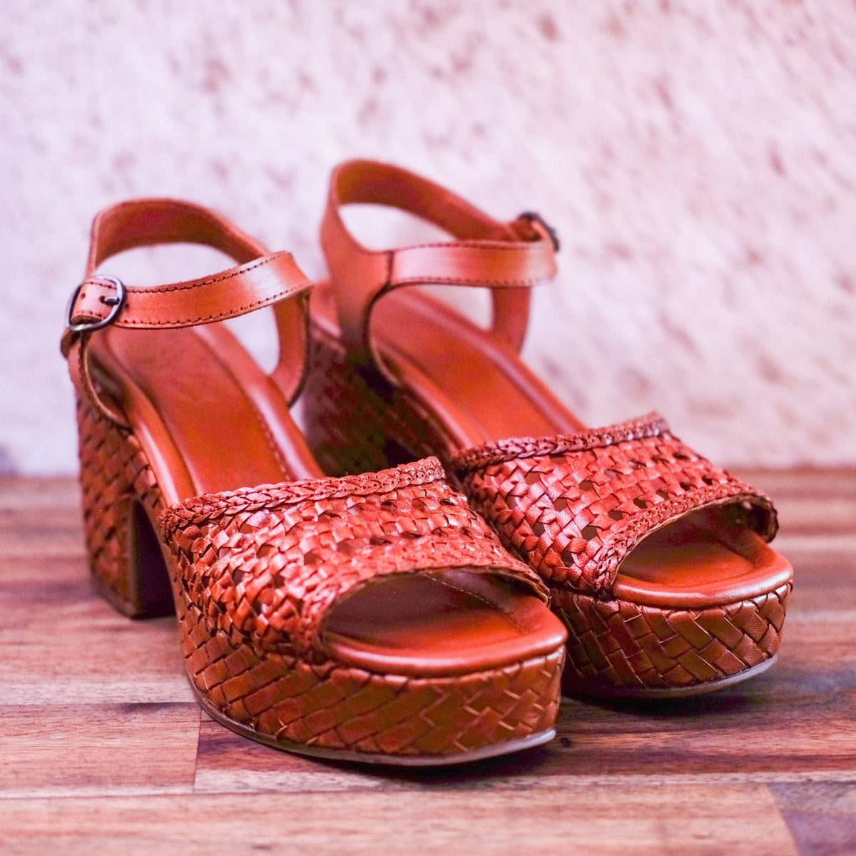 Via Nova - Kadisha - Women’s Leather Platform