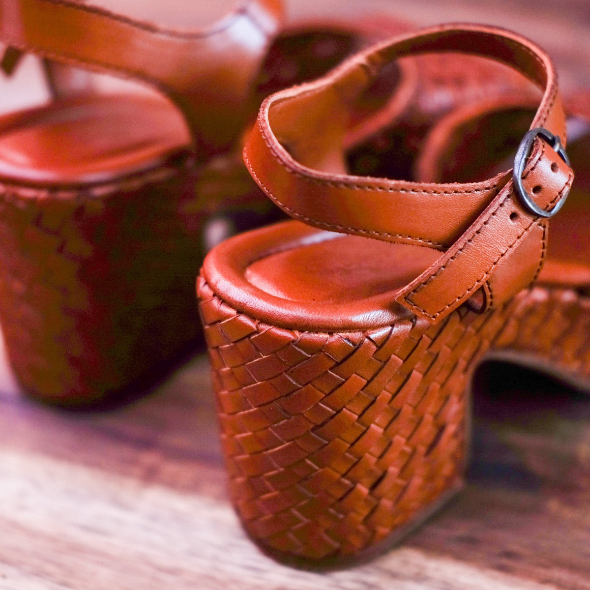Via Nova - Kadisha - Women’s Leather Platform