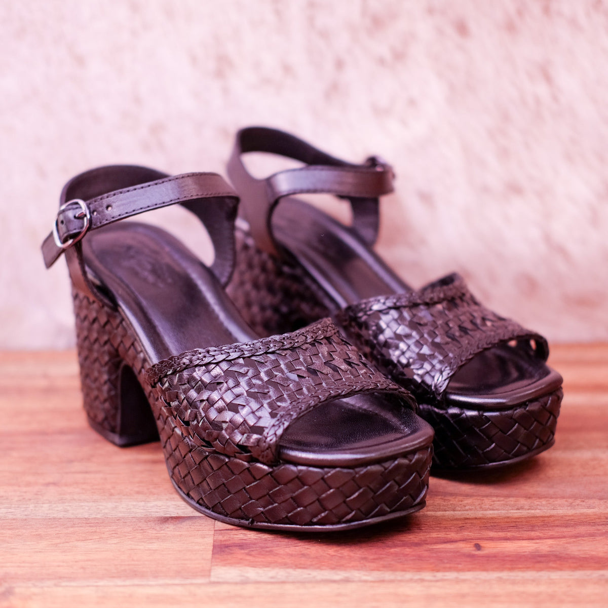 Via Nova - Kadisha - Women’s Leather Platform