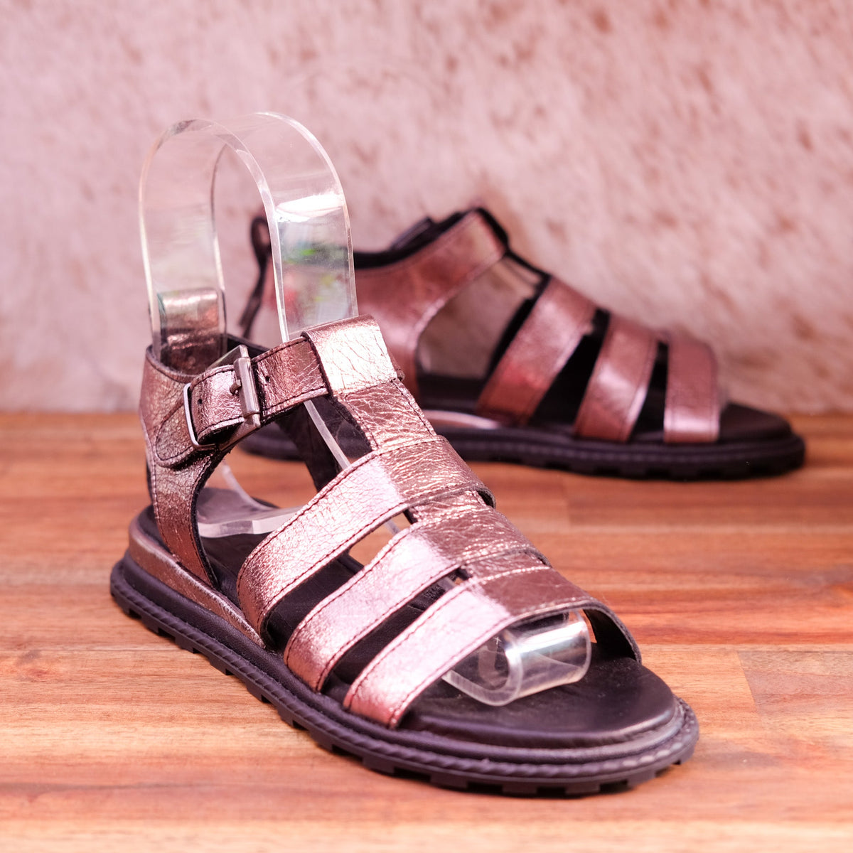 Zola - Haylen - Women's Pewter Leather Fisherman Sandal