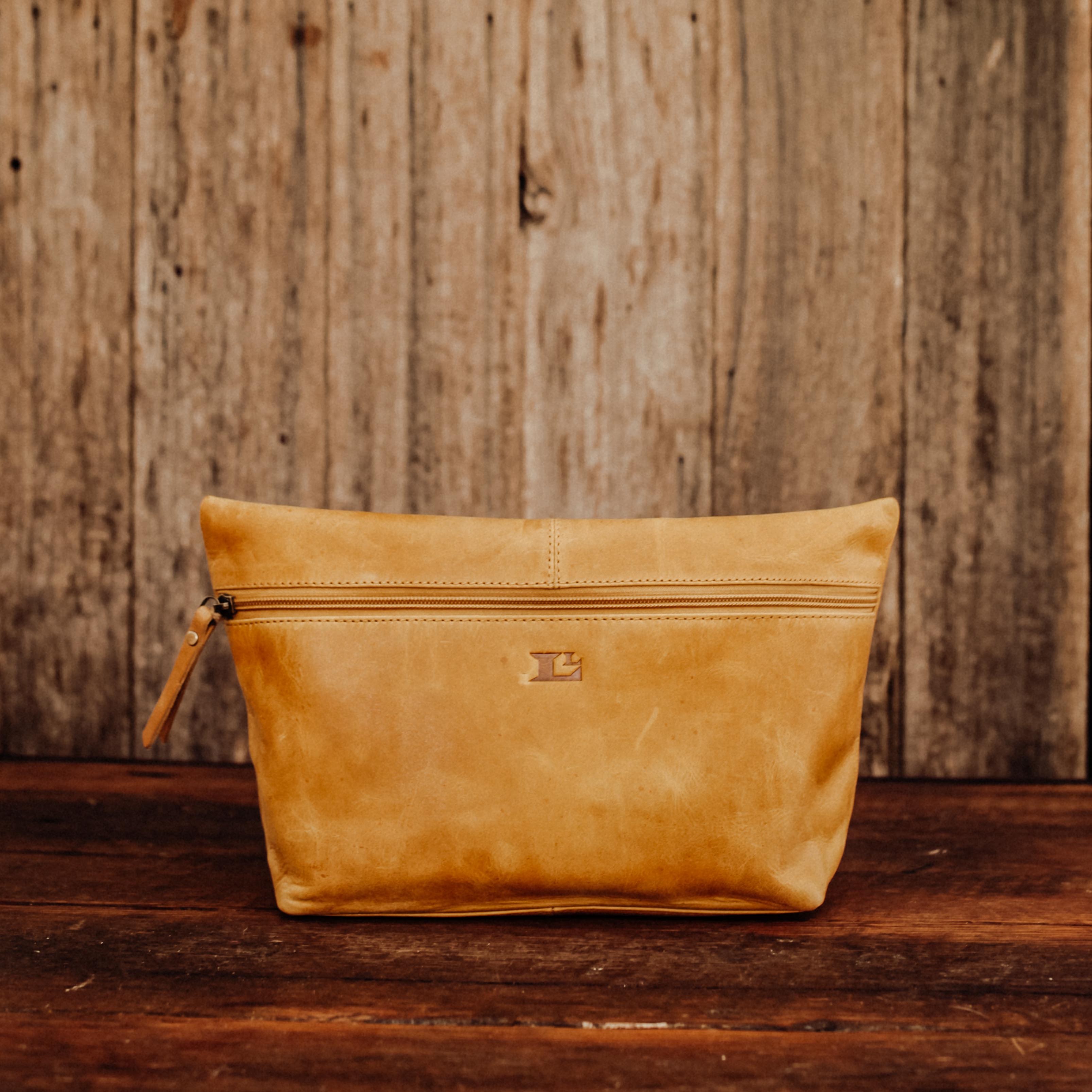 Lake Leather - Granville- Unisex Wetpack Leather Toiletry Bag