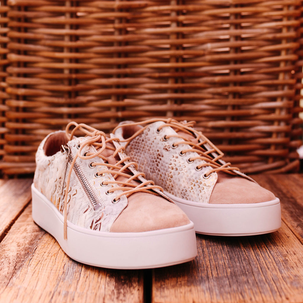 Django & Juliette - Laila - Women's Leather Sneaker