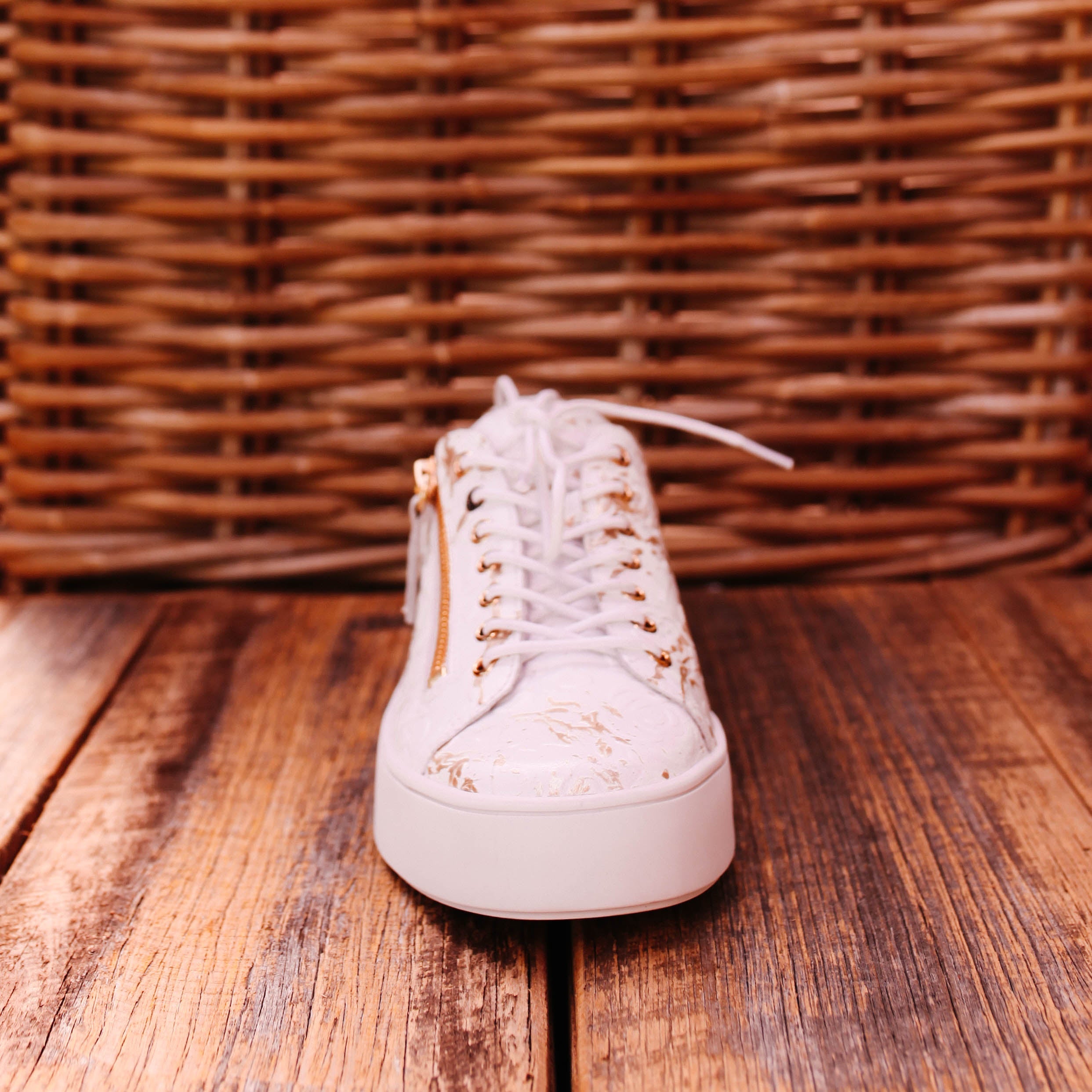 Django & Juliette - Laila - Women's Leather Sneaker