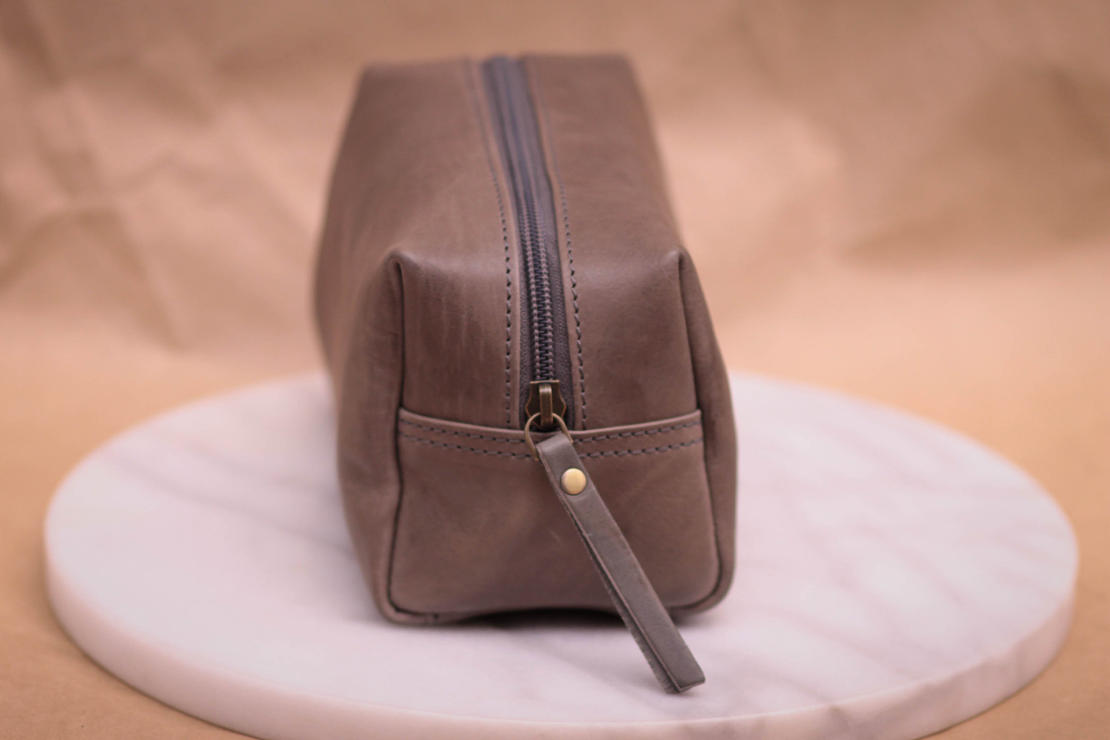 Lake Leather - Epping- Unisex Toiletry Leather Wetpack Bag