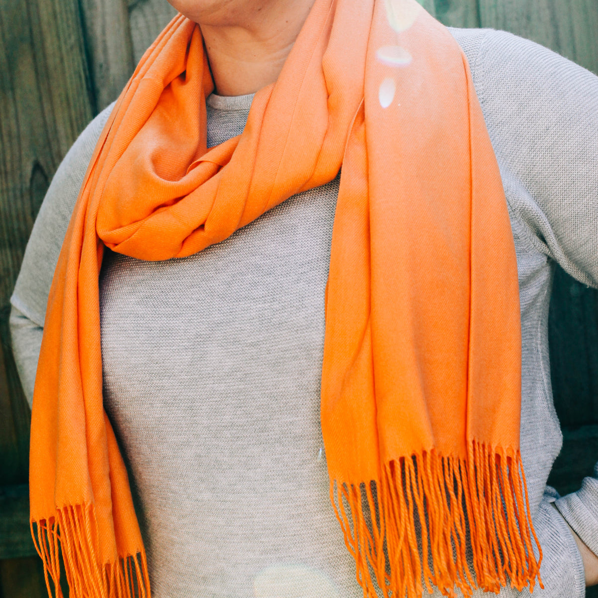 Giftzone - Fine Scarf - Women's Cashmere Blend Tasseled Scarf