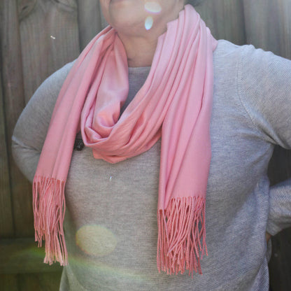 Giftzone - Fine Scarf - Women's Cashmere Blend Tasseled Scarf