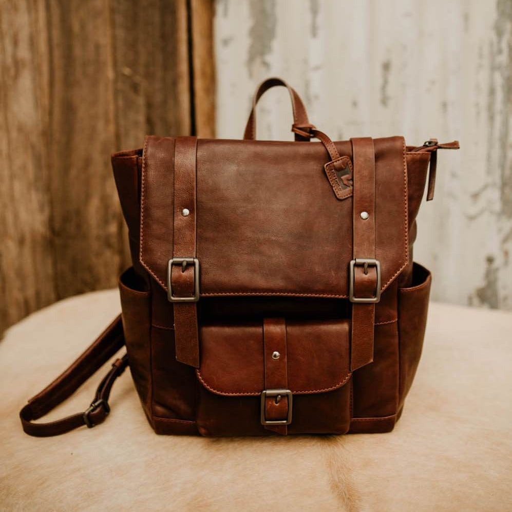 Lake Leather - Plenty - Unisex Large Leather Backpack