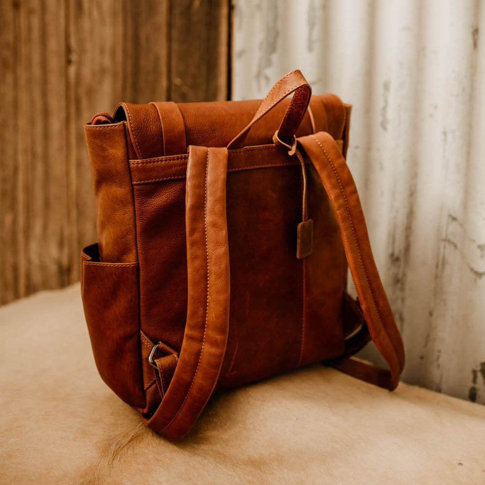 Lake Leather - Plenty - Unisex Large Leather Backpack