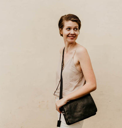 Lake Leather - Ellendale - Women's Small Leather Crossbody Clutch