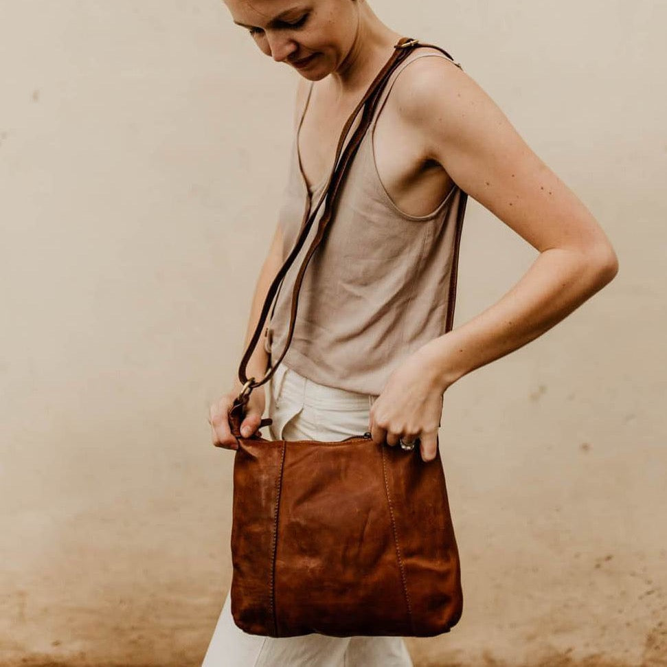 Lake Leather - Miena - Women's Small Leather Crossbody