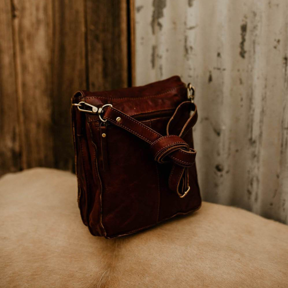 Lake Leather - Hamilton- Unisex Calf Leather Satchel Messenger Bag