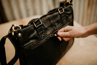 Lake Leather - Cranbrook - Unisex Small Calf Leather Briefcase Messenger