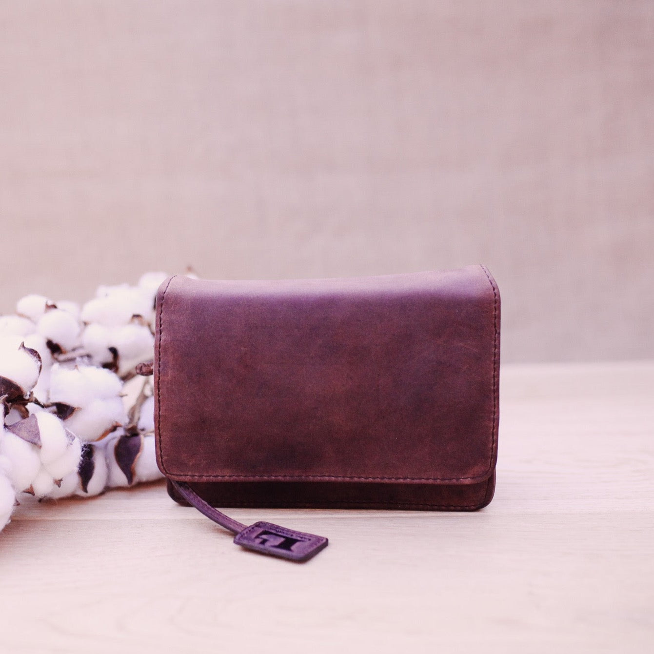 Lake Leather - Bridgenorth- Women's Organiser Leather Crossbody Bag